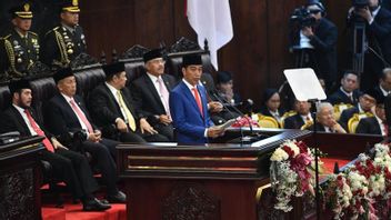 Le Projet De Budget De L’État Pour 2022 Est Approuvé Par La Chambre Des Représentants, Le Président Jokowi Est Prêt à Lire Les Notes Financières Lors De La Session Du 16 Août