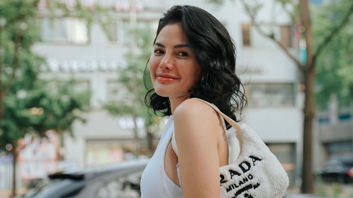 Nikita Mirzani Says Rizky Irmansyah Is The Toughest Heart Break