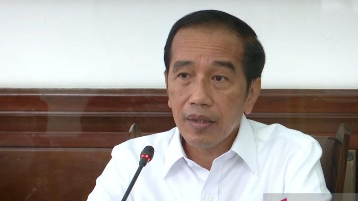 Jokowi Ingatkan Pejabat Bayar Kewajiban Zakat Lewat Baznas
