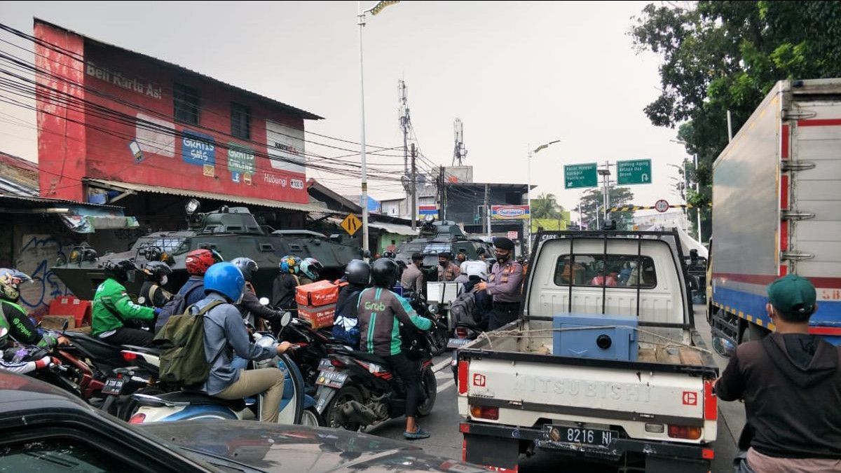 Bukan Skema Penyekatan Penyebab Kemacetan Tapi Masyarakat Bandel Yang Jadi 'Biang Kerok'