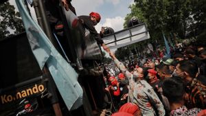 MUI DKI Siapkan Pasukan Sosmed Bela Anies Baswedan, Ketum: Dia Termasuk 21 Pahlawan Dunia