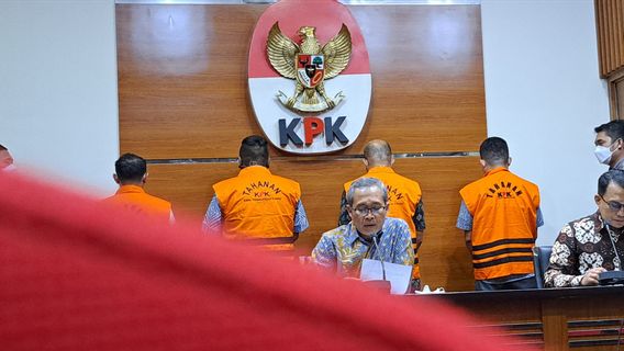 Soroti Dewas Saat Rapat dengan DPR, Alexander Marwata: Kadang Saya Berseloroh KPK Dipimpin 10 Orang