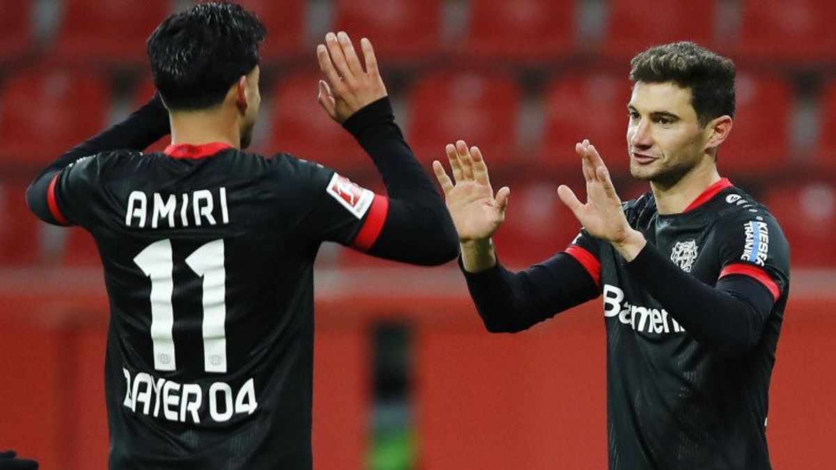 Leverkusen S’empare Du Sommet Du Classement De La Ligue Allemande Après Hoffenheim Battu 4-1