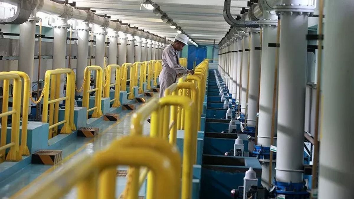 Vacances d’eau de bouteille de bouteilles, clients de PAM Jaya dans 84 villages de Jakarta touchés