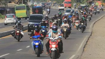 Prévision d’un pic de leader, la police de Jakut titre des forces interparties