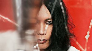 Kenshi Yonezu Persembahkan <i>Iris Out</i> untuk Soundtrack Anime <i>Chainsaw Man</i>
