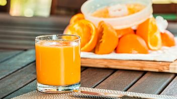 Rutin Minum Jus Jeruk Bantu Turunkan Tekanan Darah Tinggi