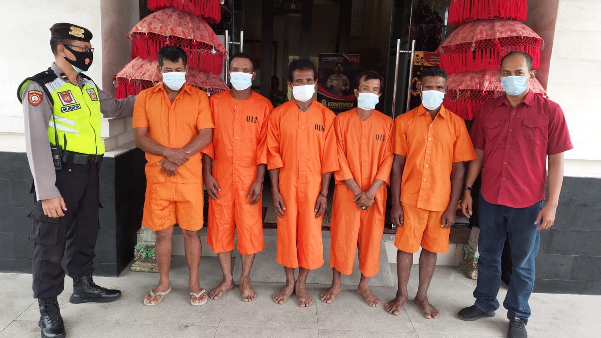 تفكيك مؤسسة فيلا في تابانان بالي ، 5 زبالين يسرقون الحديد 50 مليون روبية إندونيسية