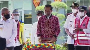 Resmikan Bandara Tebelian di Sintang, Jokowi: Bandara Ini Sangat Penting