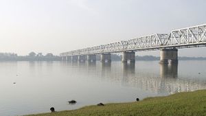 10 Orang Tewas Akibat Jembatan Roboh di Gujarat India