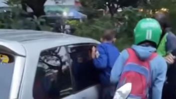 Tewas dalam Kecelakaan di Exit Tol Joglo, Sopir Taksi Online Alami Luka Parah di Kepala