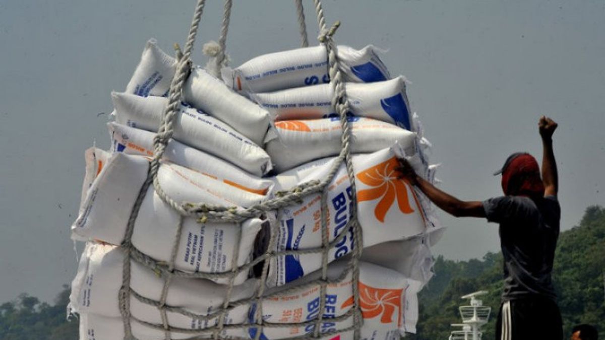 بولوج يضمن مخزون الأرز الآمن خلال الطوارئ PPKM