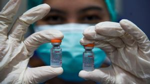 Vaksin COVID-19 Produksi BUMN <i>Ready</i> Agustus 2022,  Pimpinan MPR Nilai Bentuk Kemandirian Bangsa Adaptasi Lawan Pandemi