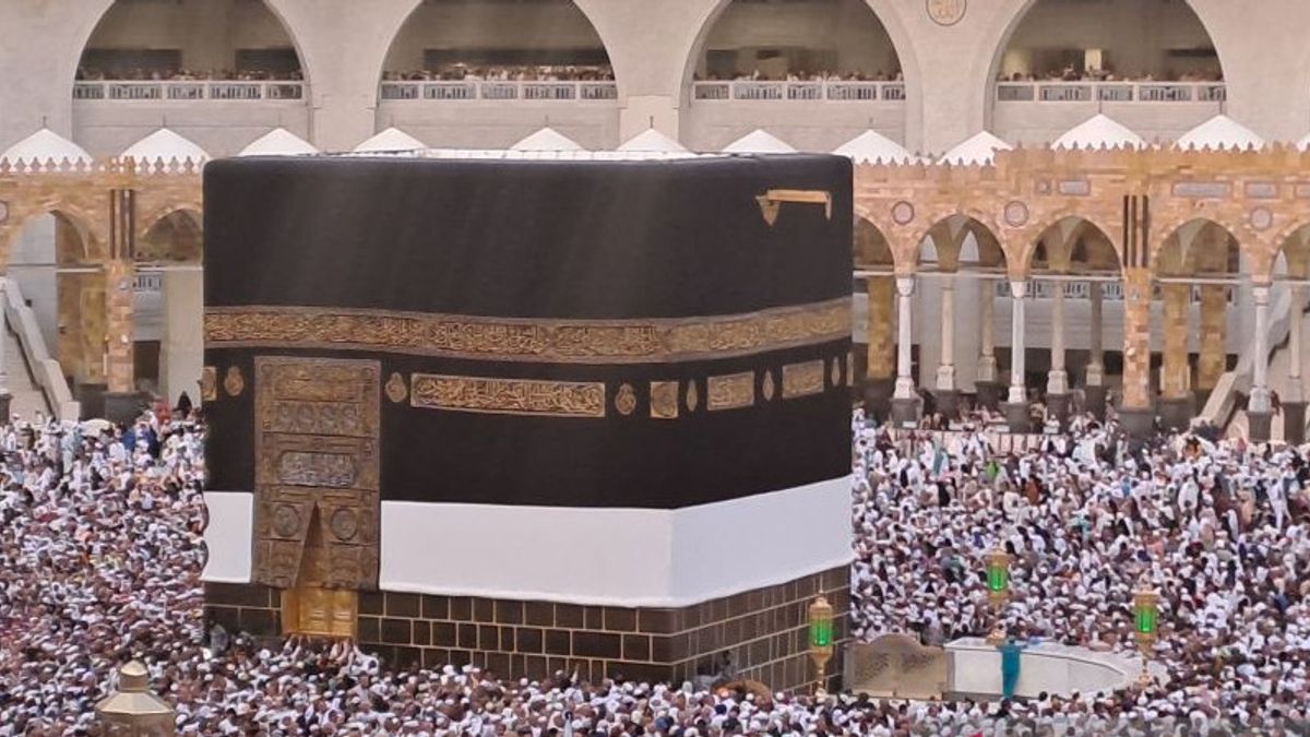 Jemaah Haji Padati Masjidil Haram Lakukan Tawaf Ifadah