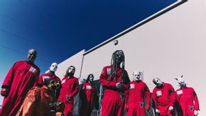 Slipknot Pakai Seragam Debut Saat Umumkan Eloy Casagrande Sebagai Drumer Baru