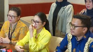 Bunga Zainal Menangis Terus karena Mentalnya Terganggu Setelah Tertipu  Investasi Bodong Rp15 Miliar 