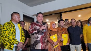 Promoted By Golkar Forward To The East Java Gubernatorial Election, Khofifah Talks About IKN