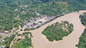 瓦杜， 北加里曼丹的三个分区被洪水淹没了 2 米， 怎么能呢？