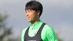 Klub Besar Peminat Kaoru Mitoma Harus Gigit Jari