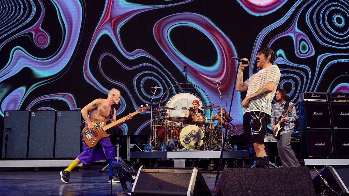 Terungkap! The Cure Jadi Inspirasi Red Hot Chili Peppers Saat Menulis Lagu <i>Californication</i>