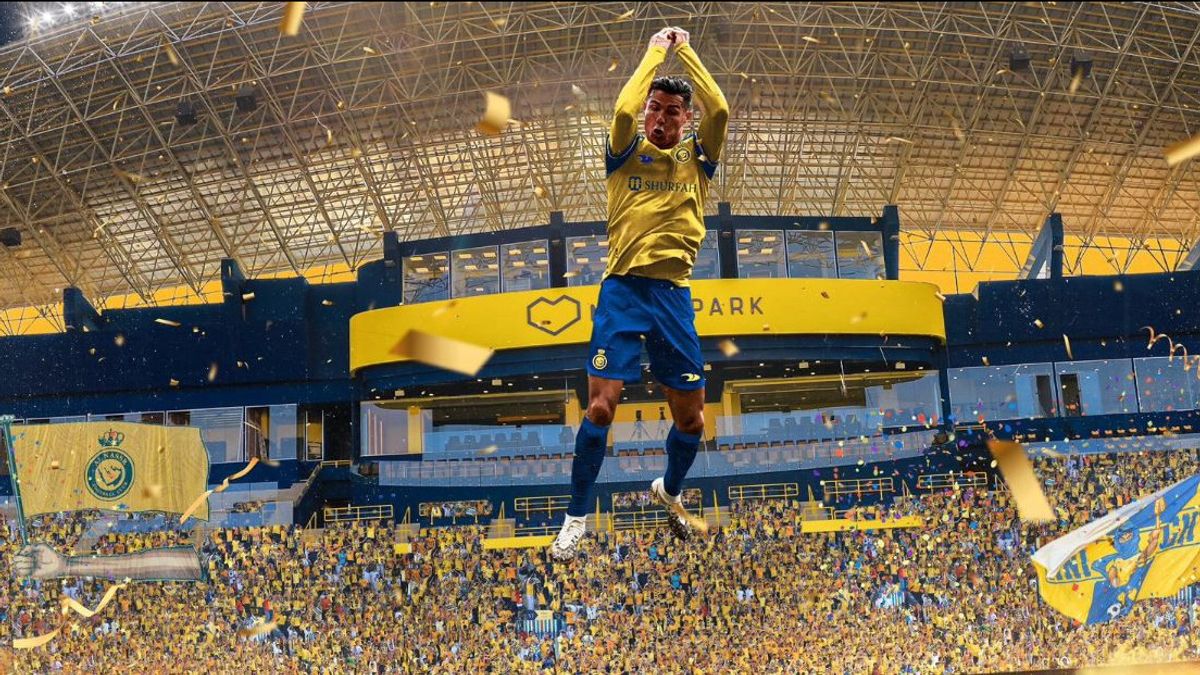今天！克里斯蒂亚诺·罗纳尔多在一个可容纳25000人的体育场正式向Al Nasser球迷介绍
