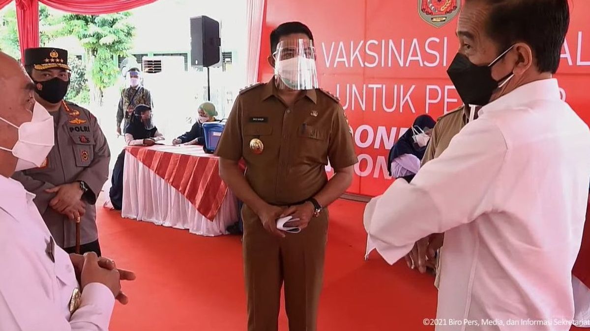 Jokowi Belum Dapat Vaksin COVID-19, Para Pejabat di Bawahnya Malah Sudah
