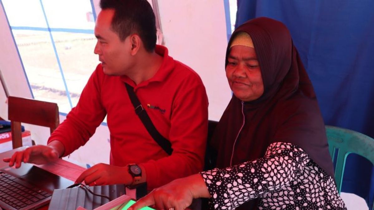 The Ministry Of Social Affairs Facilitates Population Documents For Cianjur Earthquake Survivors
