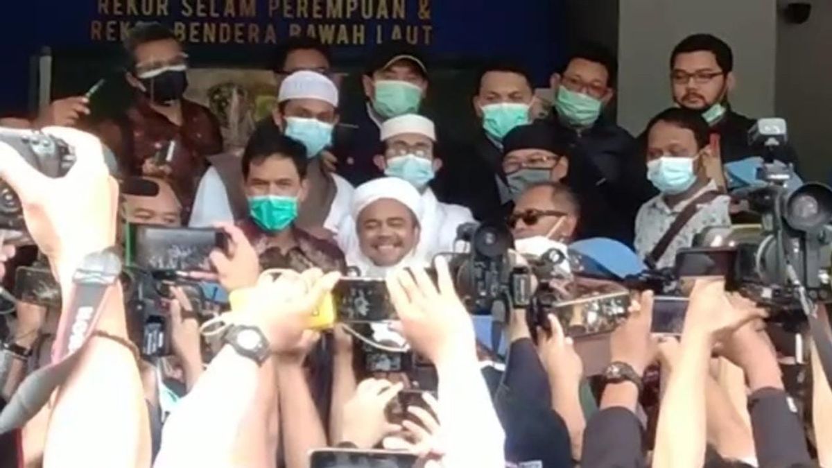 11 Hours Of Examination, Rizieq Asked About The FPI By The Police