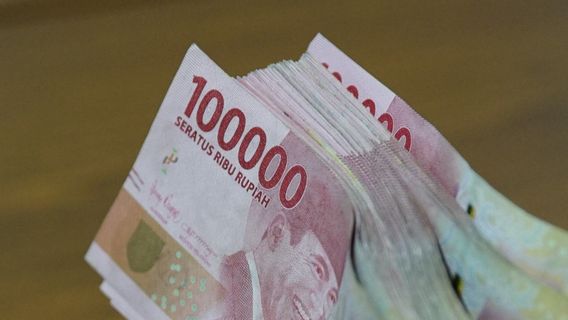 Having Opened Up, The Rupiah Immediately Weakened Friday Morning To Approximately Rp14,700 Per US Dollar