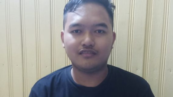 Gilang A Enveloppé `` Kain Jarik '' Empêtré Par La Loi ITE Concernant Les Menaces De Faire Peur Aux Victimes