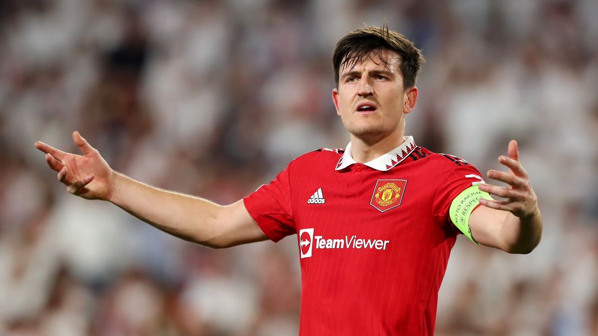 Washing The Warehouse, MU Sells 18 Senior Players Including Harry Maguire