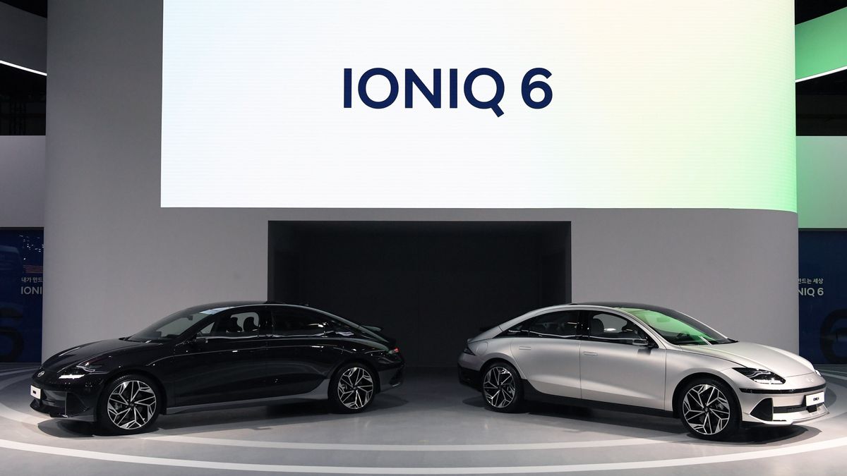 ヒュンダイは、Ioniq 6セダンを発売, より効率的かつ安価, テスラモデルと競争する 3