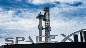 Lama Keluarkan Lisensi, FAA Singgung Pelanggaran SpaceX 