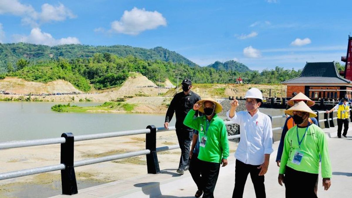 农民快乐Pidekso大坝为Jokowi揭幕：以前收获一次，上帝愿意收获后可以3次