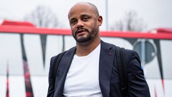 Vincent Kompany a nié les rumeurs selon lesquelles il serait le successeur de Pep Guardiola à Manchester City