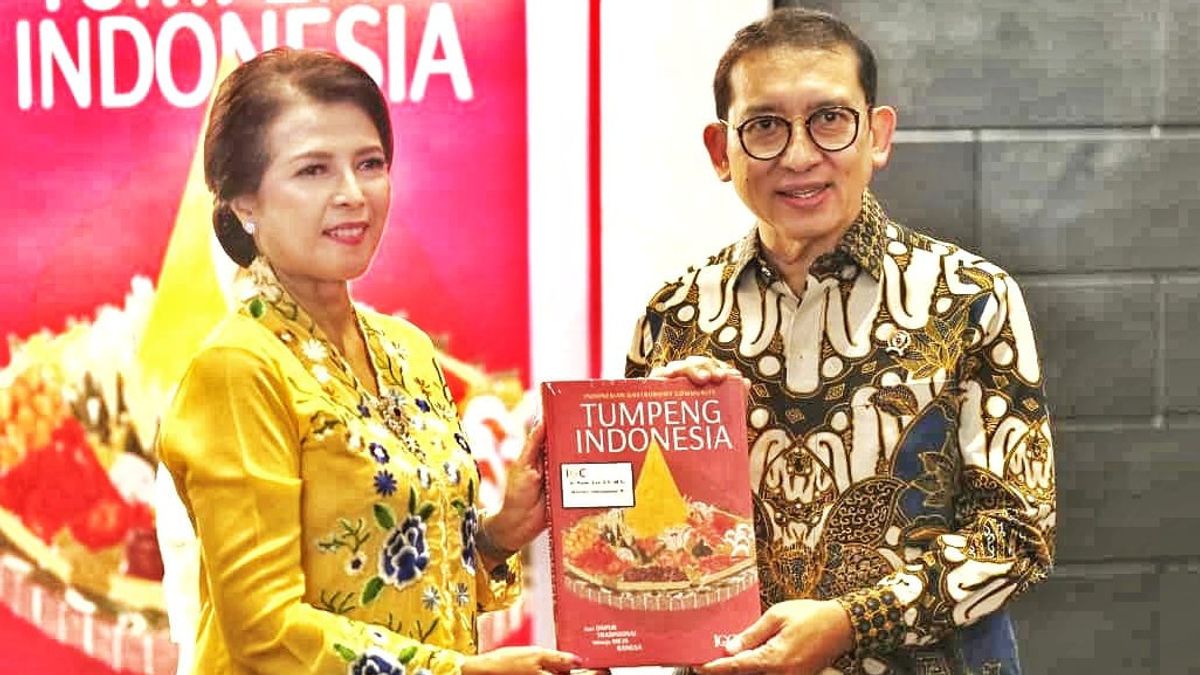 Filosofi di Balik Kerucut Kuning: Tumpeng Sebagai Jantung Wisata Budaya Indonesia