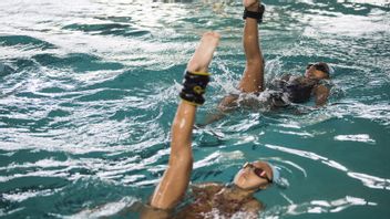 السباحة الفنية وحمام السباحة الغطس يتراجع يوم واحد من الجدول الزمني بابوا PON، وهنا لماذا