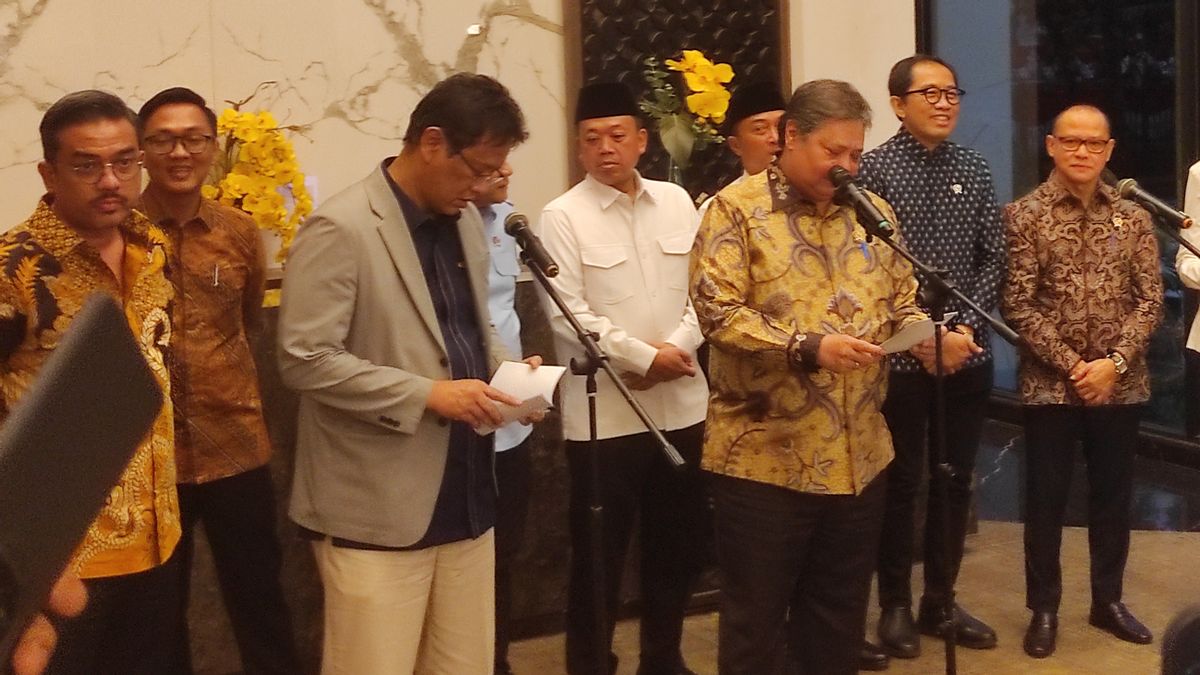 Menko Airlangga Ungkap Tiga Pokja Dibentuk untuk Percepat Program Strategis Pemerintah