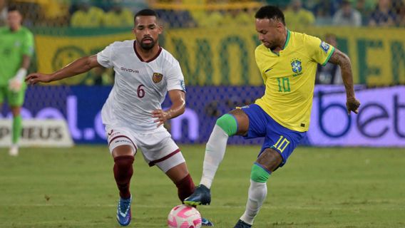 Because Of Brazil's Draw, Neymar Becomes The Target Of A Popcorn Bag