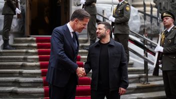 ゼレンスキー・シンディル・プーチンは臆病で、四つの目の会合を通して平和を終わらせるつもりはない