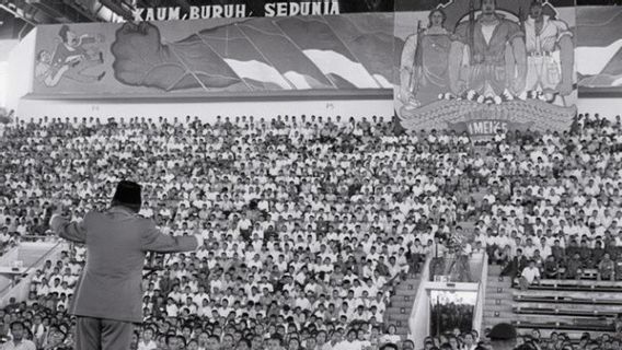 今日历史，1965 年 12 月 6 日：苏加诺总统在 MPRS 领导会议上发表讲话，承诺如果 PKI 被证明会分裂印度尼西亚，将解散它