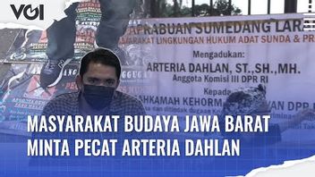 فيديو: حث Arteria دحلان على أن يطرد، Sunda تحالف الغوغاء ينظم احتجاجا في DPR