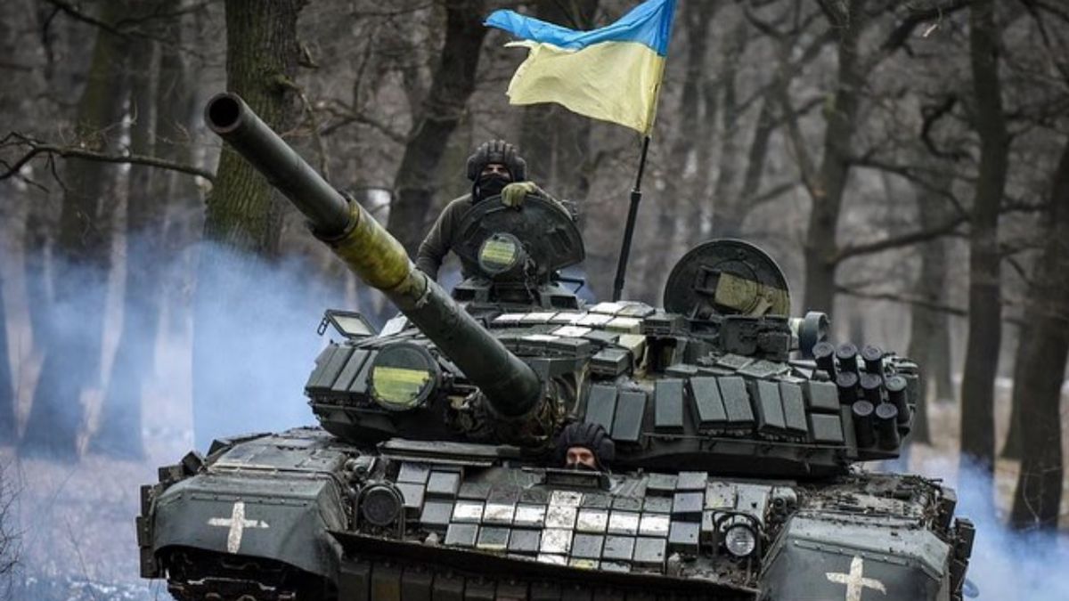 Estonia Siap Kirimkan Bom Tandan untuk Ukraina