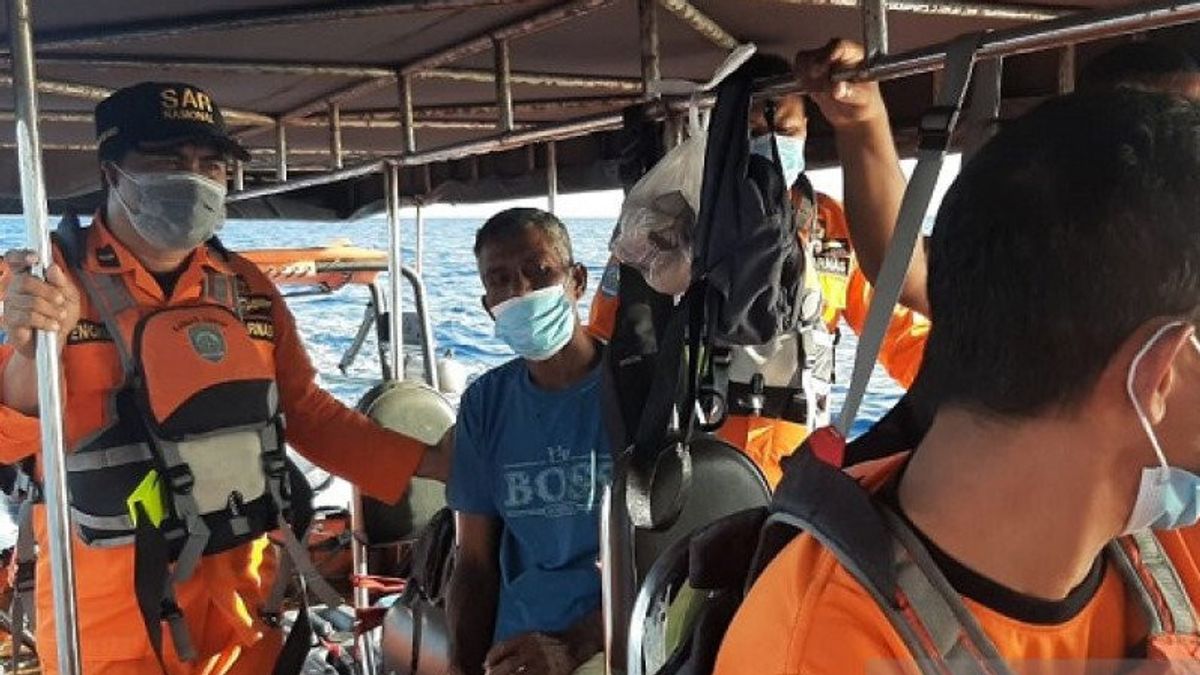 Insiden Tenggelamnya Kapal  Intan Fortuna, Sebanyak 12 ABK Ditemukan Nelayan Buru Selatan