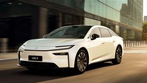 Begini Wujud Toyota bZ7, Sedan Listrik 5,1 Meter Dibekali Teknologi Huawei & Xiaomi