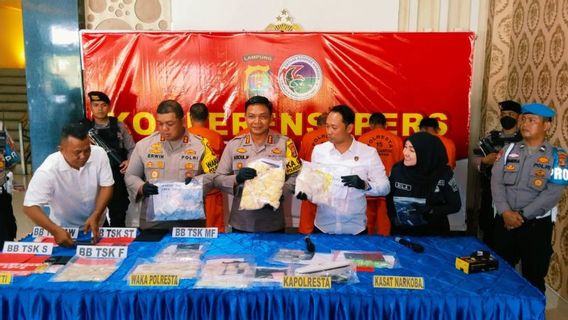 Polresta Bandarlampung Ringkus 5 Pelaku Jaringan Narkoba Antarprovinsi Sita Ribuan Pil Ekstasi