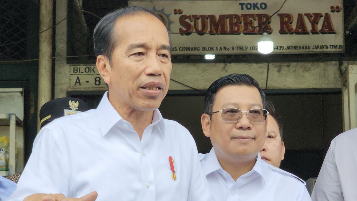 Jokowi: Tidak Ada Hubungan Bagi-bagi Bantuan Pangan dengan Mahalnya Harga Beras