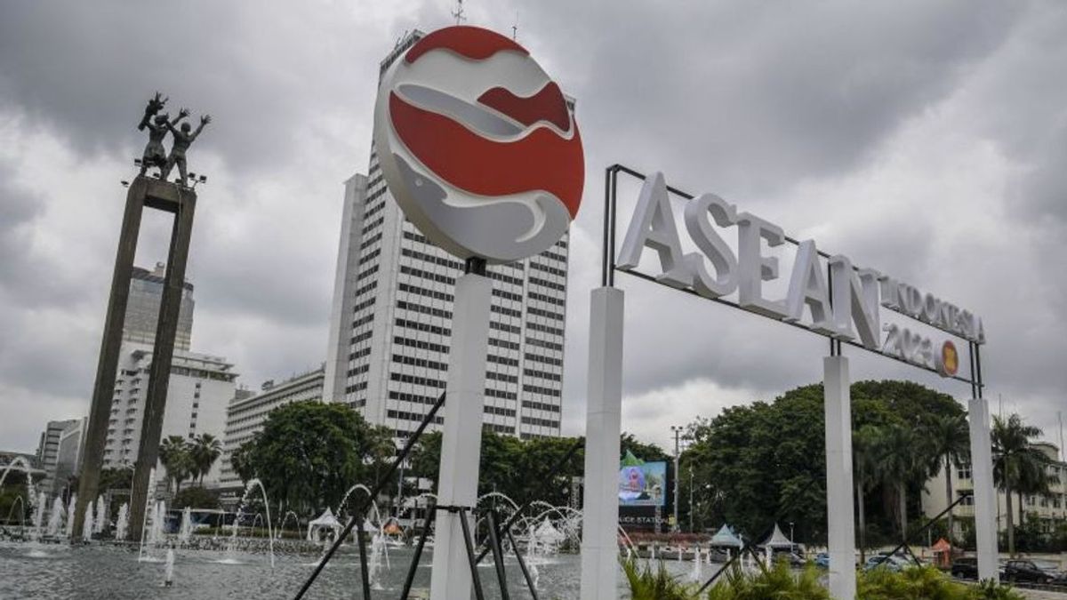 Chinese PM Li Qiang Will Attend ASEAN 43rd Summit In Jakarta