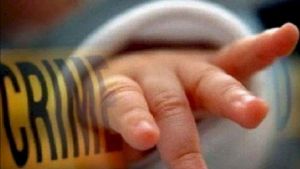 Geger Penemuan Bayi Dalam Kardus Air Mineral di Teras Rumah Warga, Polisi Lakukan Penyelidikan