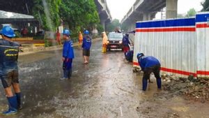 Saluran Air di Jalan DI Panjaitan untuk Atasi Banjir